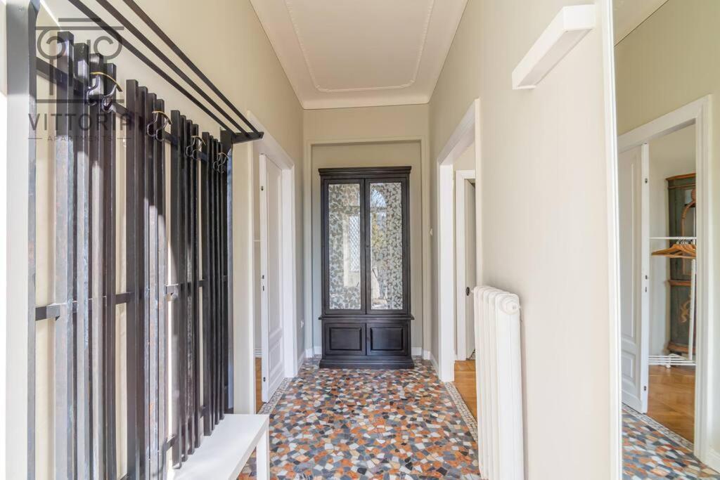 Vittoria Apartments: Viale Dante Vicenza Exterior photo